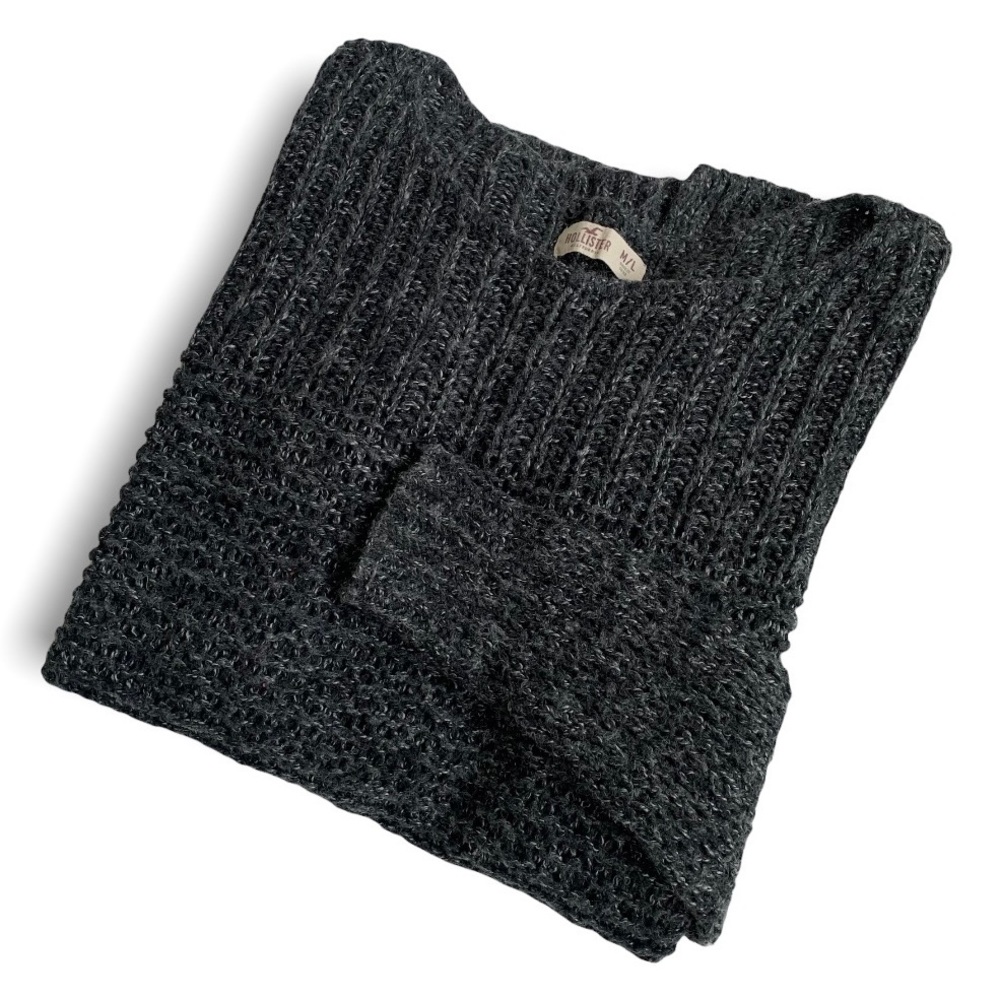 Hollister Sweater - M/L